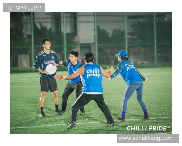 成都飞盘队中路突破战术解析与实战应用探讨